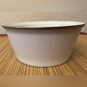 Rosenthal Germany Studio-line Evensong white and platinum vegetable bowl